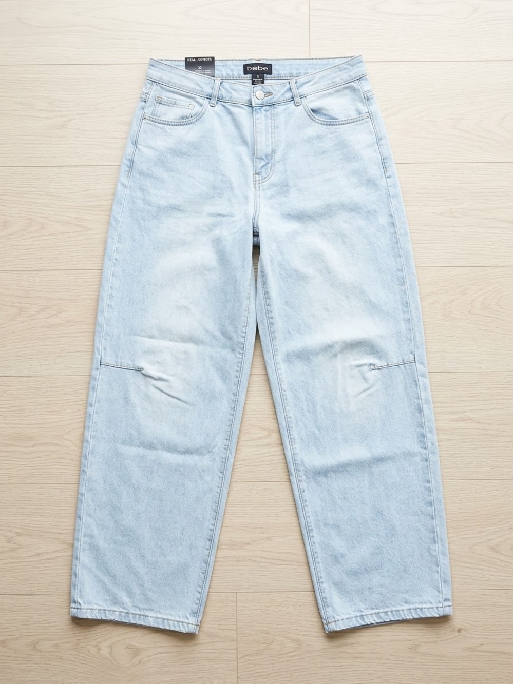 Nwt Bebe jeans size 14 leg 32